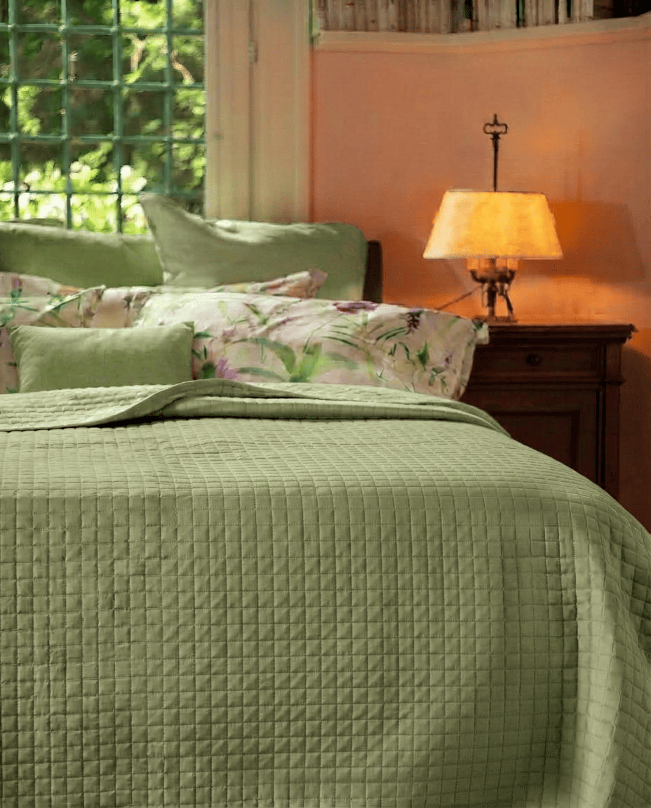 Magnificent green - Quilted bedspread