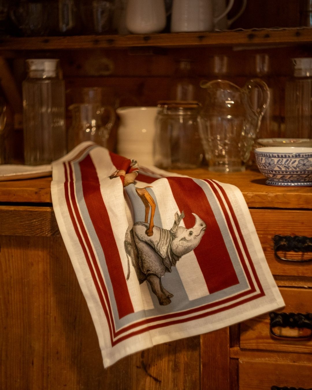 Brema rhinoceros - tea towel