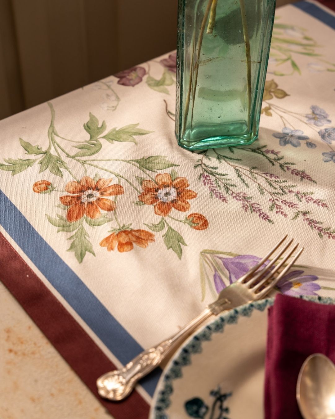 Pernilla - table runner